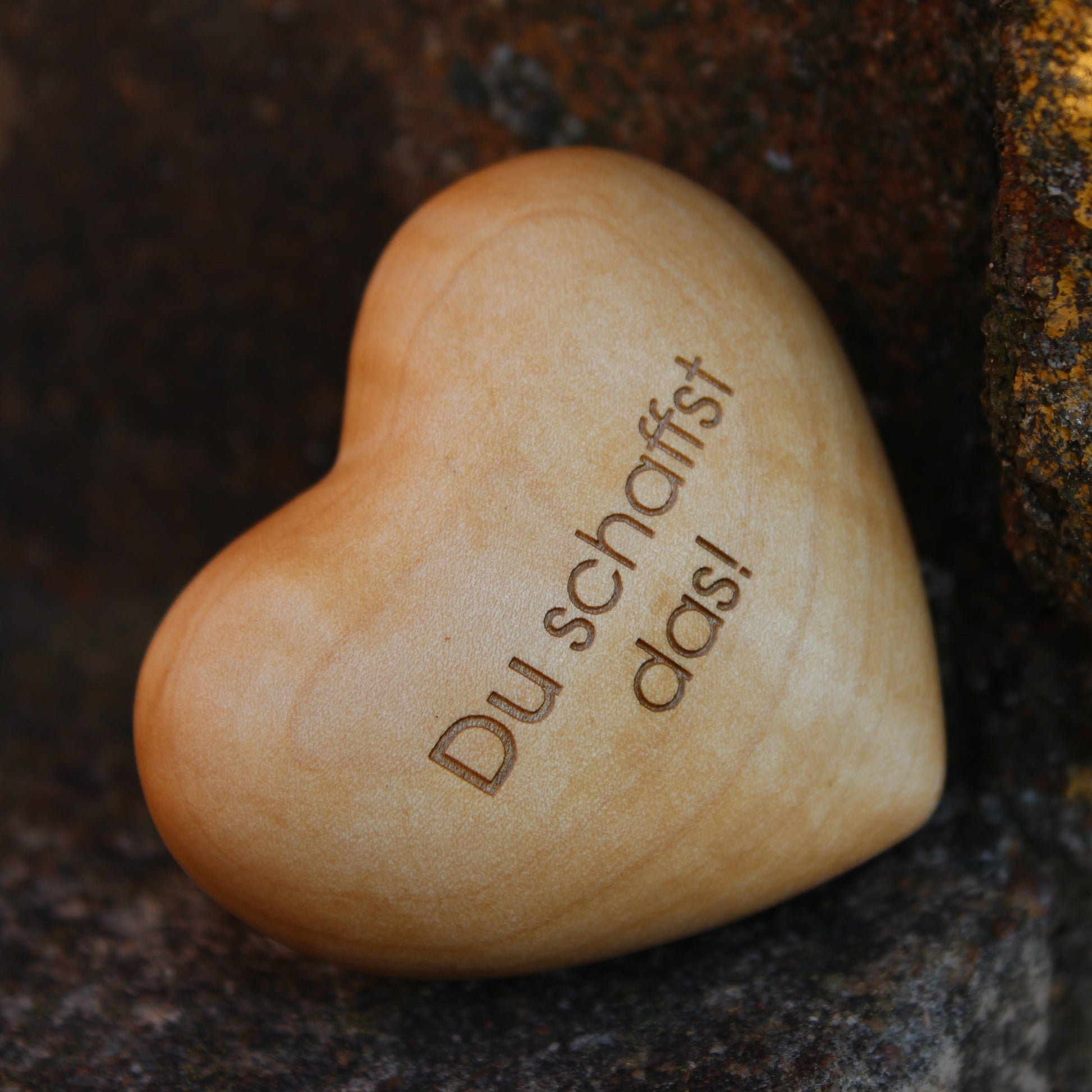 Thankgoods Handschmeichler Holzherz Du schaffst das!