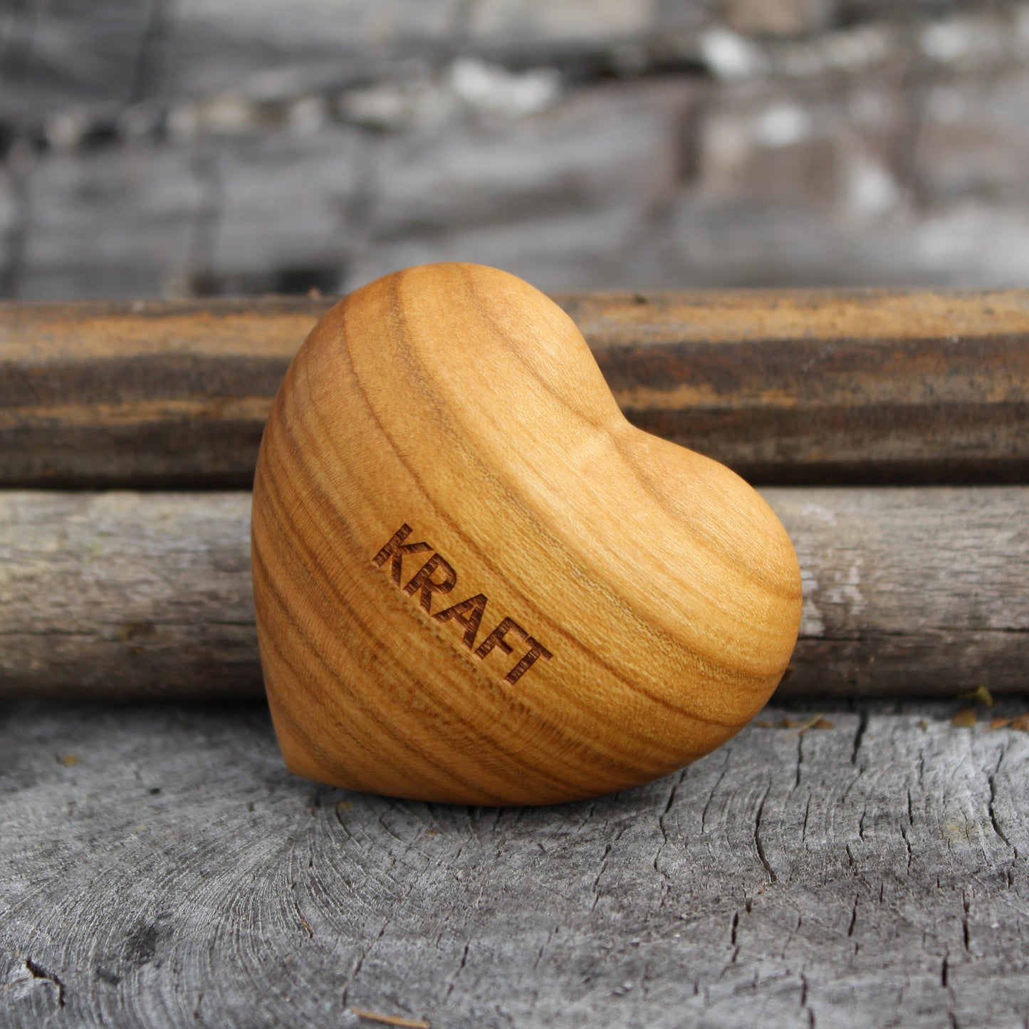 Thankgoods Holzherz KRAFT - Thankgoods - Der herzliche Geschenkeshop!