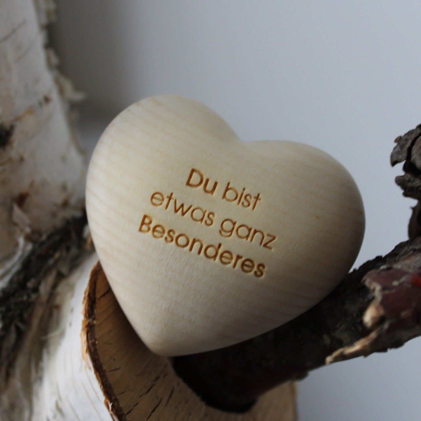 Thankgoods Zirben-Holzherz Handschmeichler Du bist etwas ganz Besonderes - Thankgoods - Der herzliche Geschenkeshop!