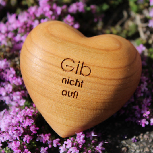 Thankgoods Holzherz Gib nicht auf! - Thankgoods - Der herzliche Geschenkeshop!