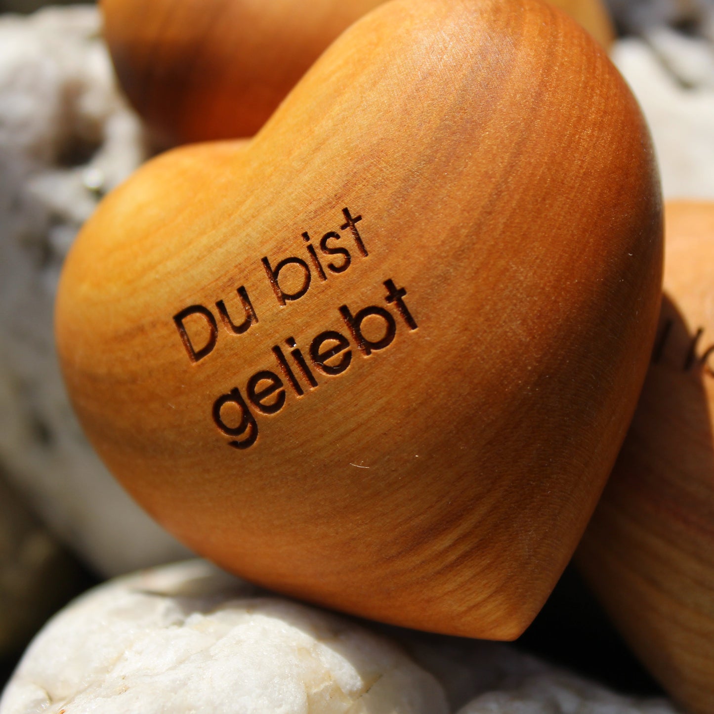 Thankgoods Handschmeichler Holzherz Du bist geliebt Moodbild