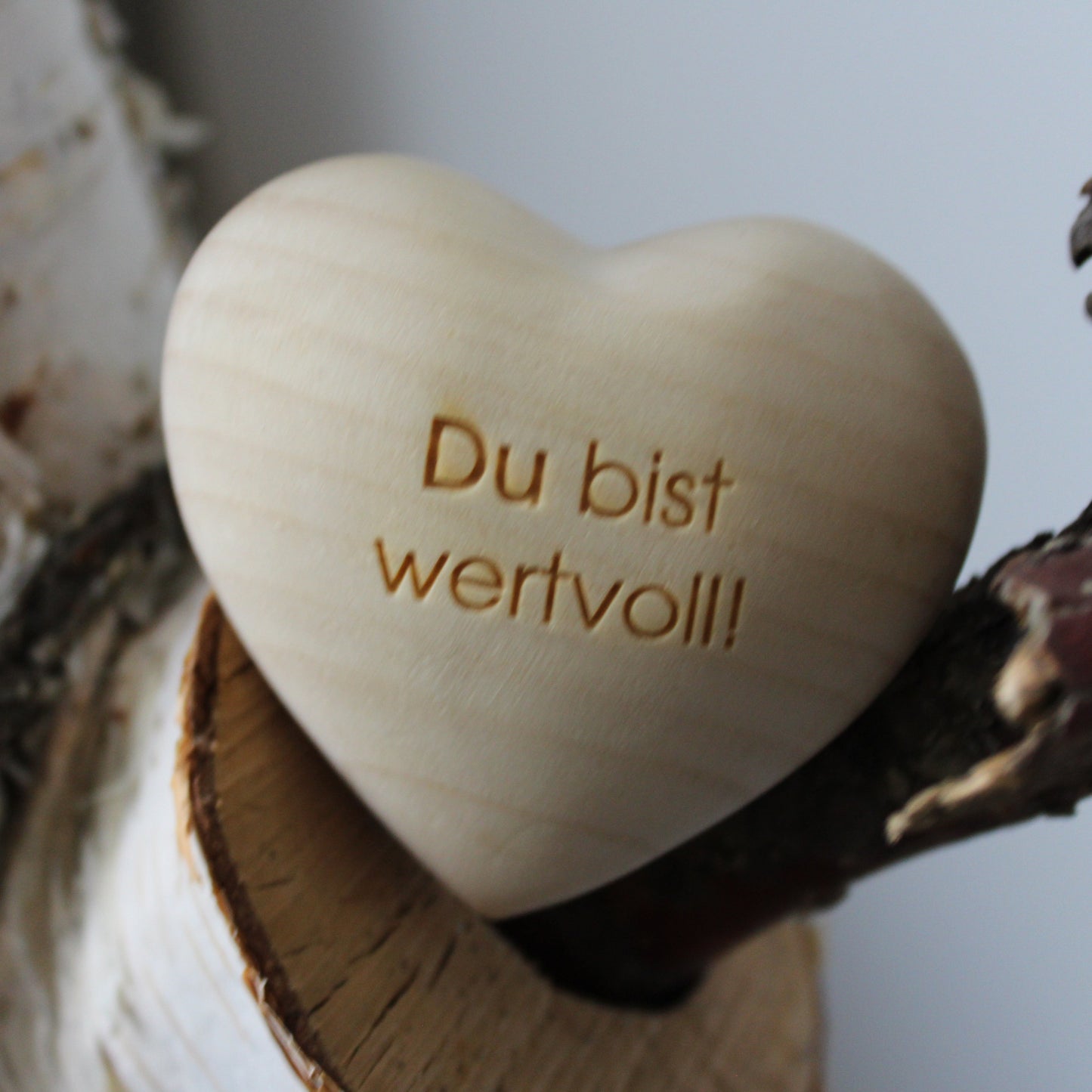Thankgoods Zirbenholzherz Du bist wertvoll! - Thankgoods - Der herzliche Geschenkeshop!