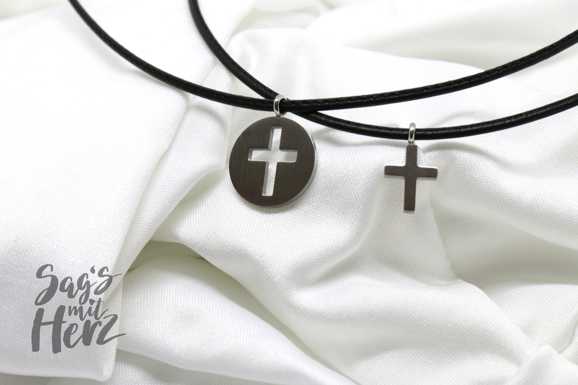 Thankgoods Freundschaft-Schmuckset Kreis/Kreuz für 2 Menschen die Ihre Liebe auf eine ganz besondere Art teilen möchten! - Thankgoods - Der herzliche Geschenkeshop!