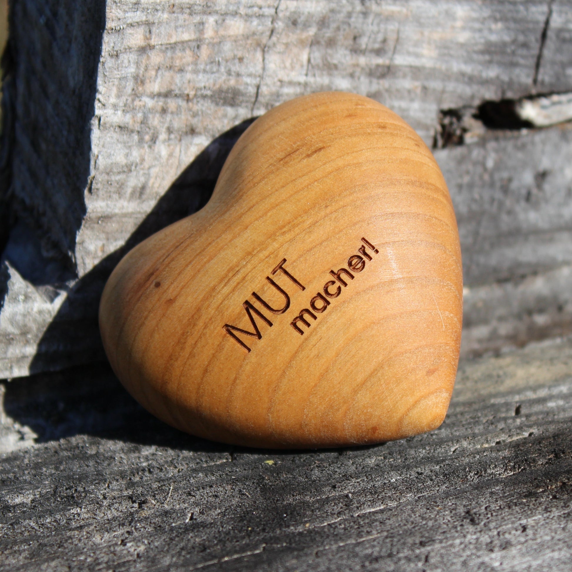 Thankgoods Holzherz Handschmeichler MUTmacher