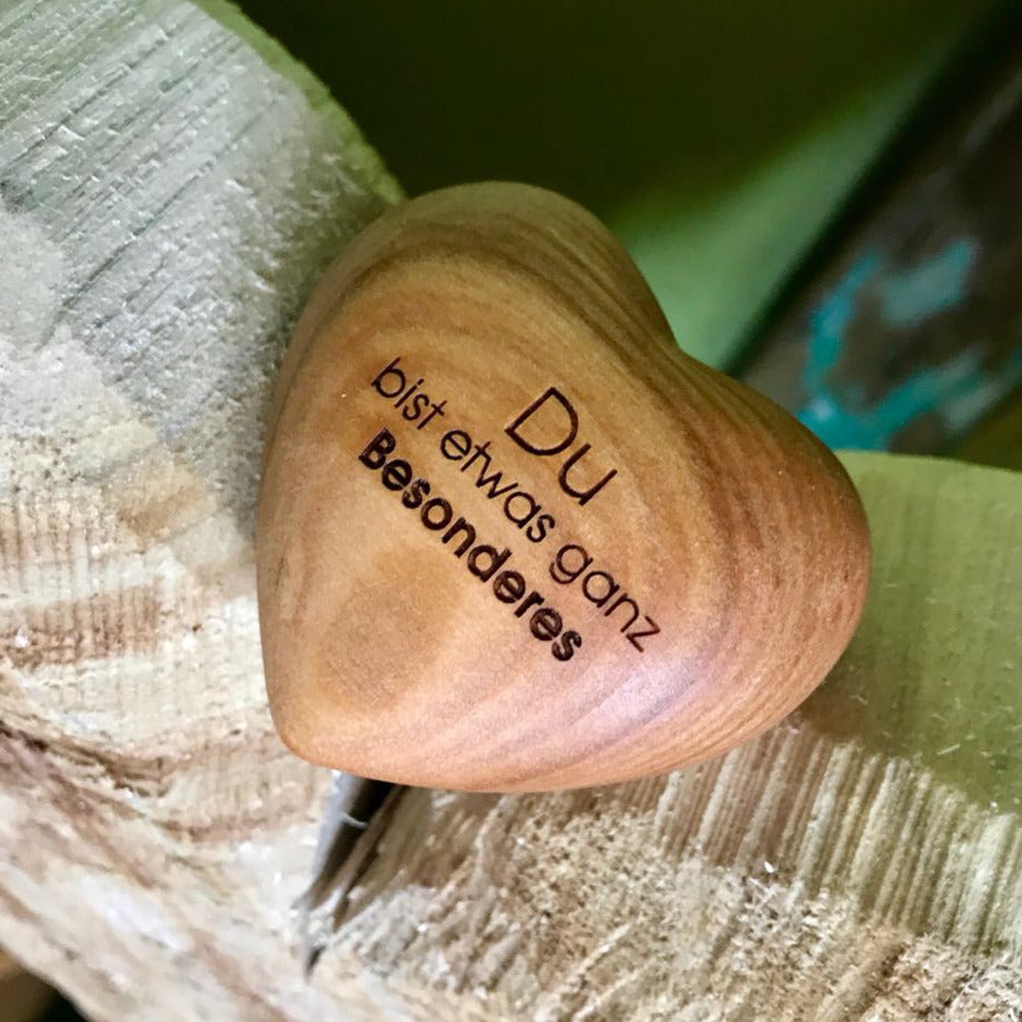 Thankgoods Wooden Heart You are very special